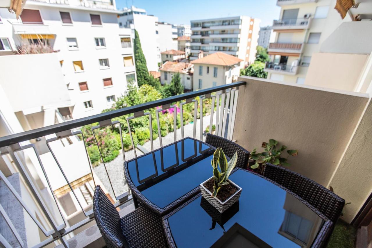++++ Renovated Cosy 50M2 Sunny Flat / Balcony / Close To Beach And To The Palais Des Festivals ++++ Канни Екстер'єр фото