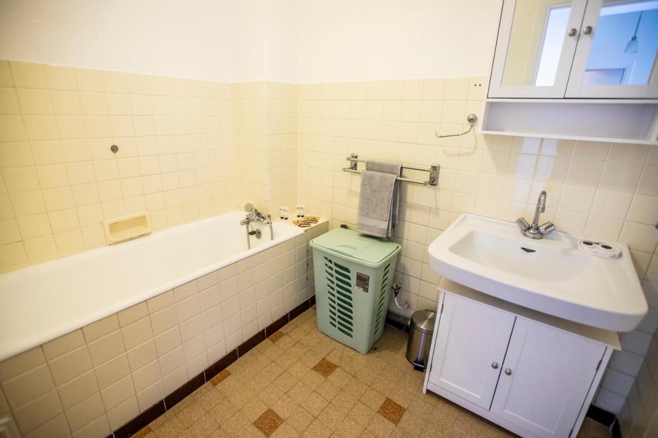 ++++ Renovated Cosy 50M2 Sunny Flat / Balcony / Close To Beach And To The Palais Des Festivals ++++ Канни Екстер'єр фото